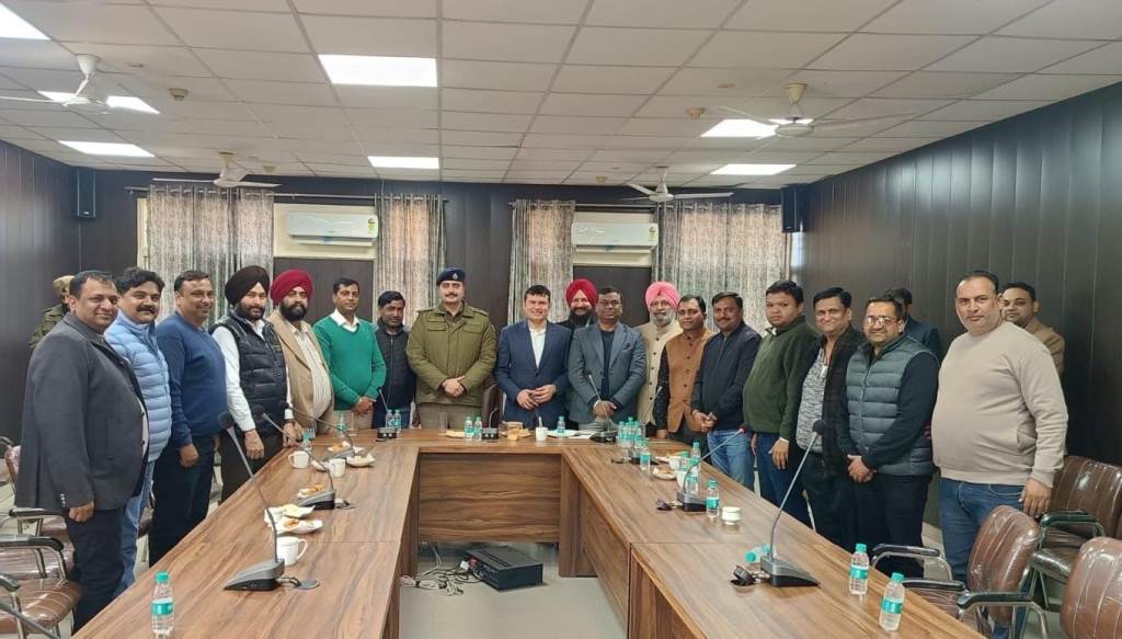 ਡਿਪਟੀ ਕਮਿਸ਼ਨਰ ਅਤੇ ਐਸਐਸਪੀ ਵੱਲੋਂ ਇੰਡਸਟਰੀਅਲ ਐਸੋਸੀਏਸ਼ਨ ਦੇ ਨੁਮਾਇੰਦਿਆਂ ਨਾਲ ਮੀਟਿੰਗ